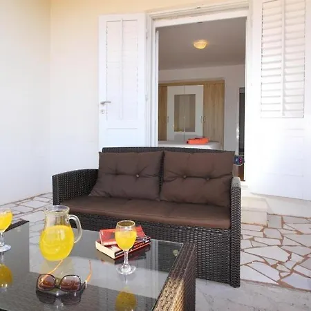 Apartman Dubreta *