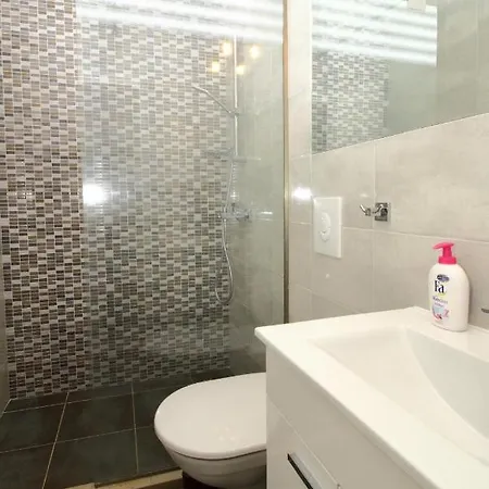 Apartman Dubreta *