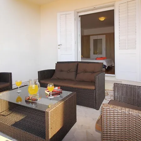 Apartman Dubreta *