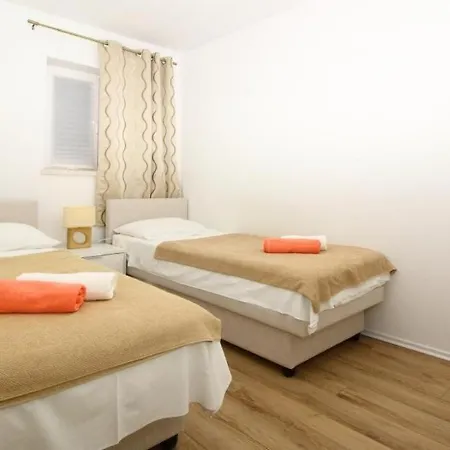 Dubreta * 챠브타트